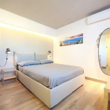 לינה וארוחת בוקר Talismano Luxury & Loft & Alcova & Maison