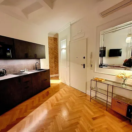 לינה וארוחת בוקר Talismano Luxury & Loft & Alcova & Maison 4*