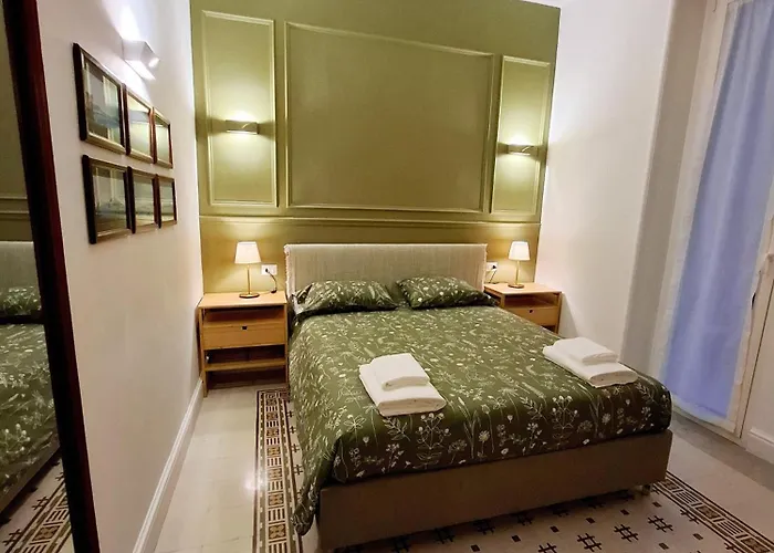 住宿加早餐酒店 Talismano Luxury & Loft & Alcova & Maison 那不勒斯